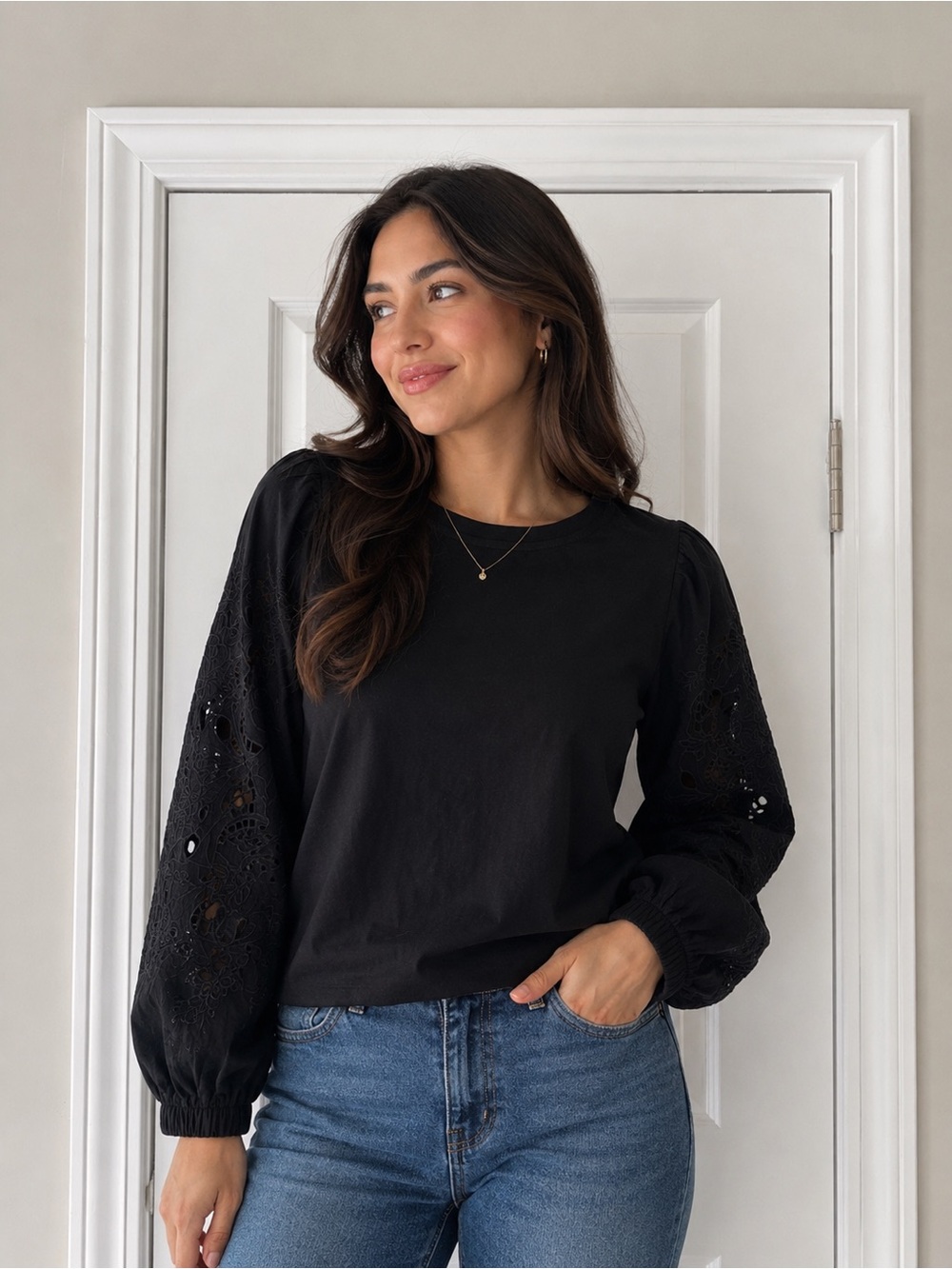 Lilly Pulitzer NWOT‎  Black Eyelet Sleeve Top